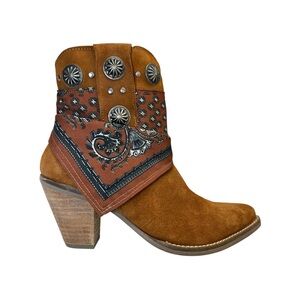 Dingo Bandida Brown Leather Boot Beaded W/Material Womens 8.5 Very Minimal Wear